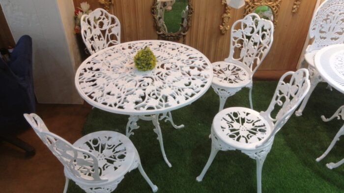 Garden Chairs and Table Set